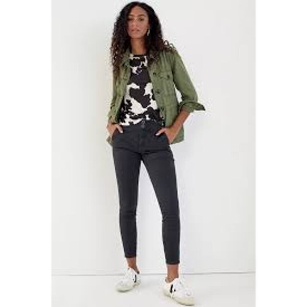 Anthropologie Pilcro High-Rise Darted Skinny Jeans Pants Size 32 Gray